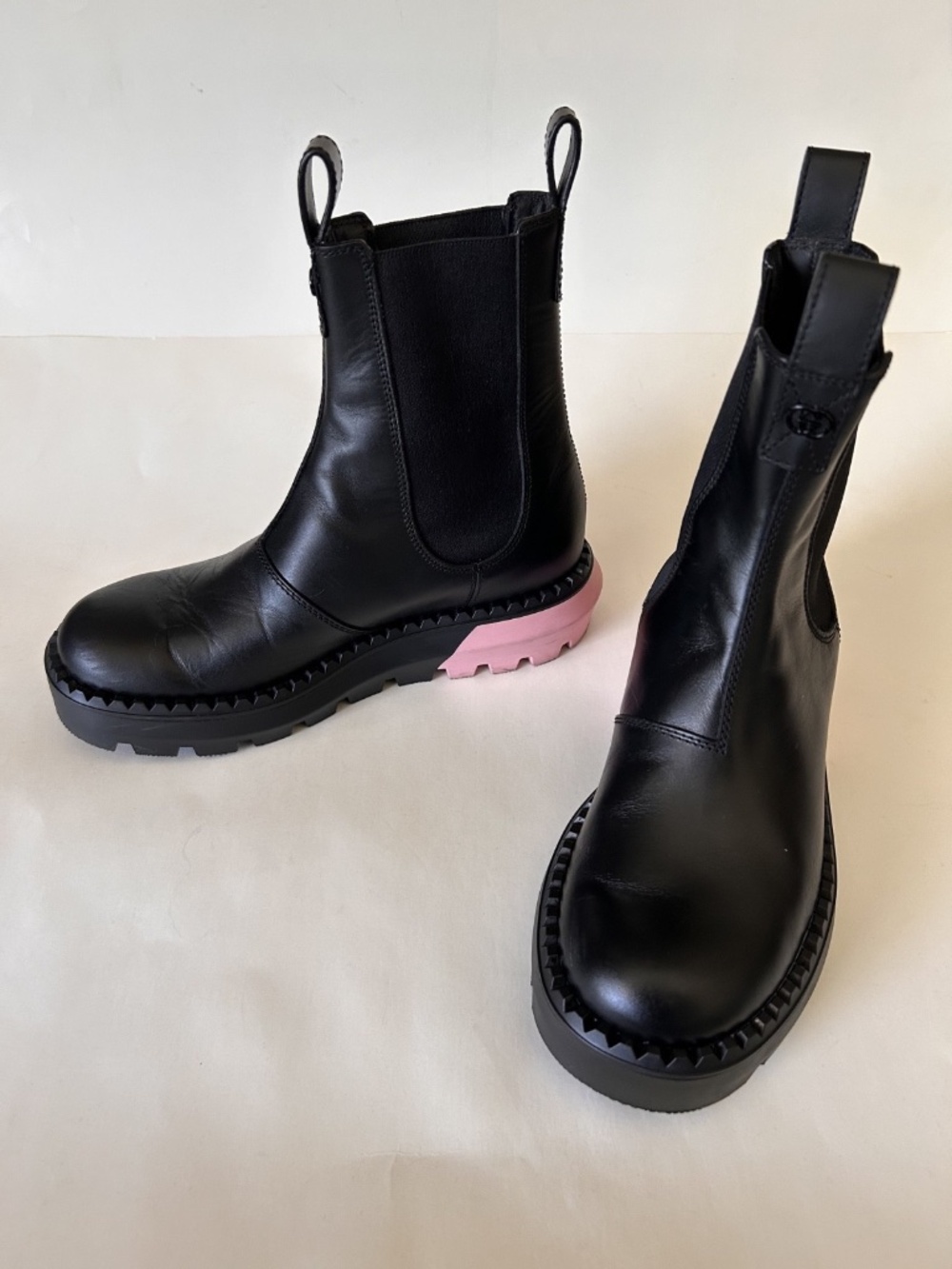GUCCI Women's Black Leather Chelsea Ankle Boot Size 8.5 (US) 762020 AAMC3 - Picture 8 of 10